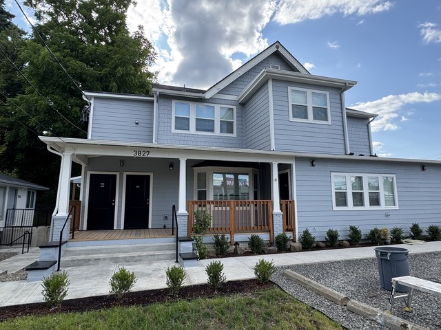 11-Unit Investment Assemblage on SE 52nd — 3823 SE 52nd Ave
